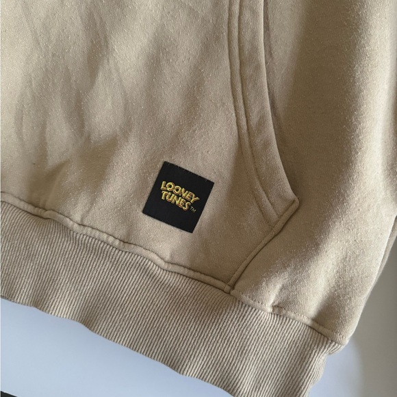 Warner Bros. Tan Looney Tunes Hoodie - Picture 6 of 9